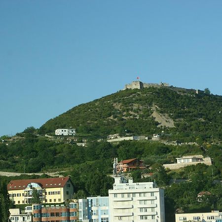 Hotel Siklad Lezhë Exteriér fotografie