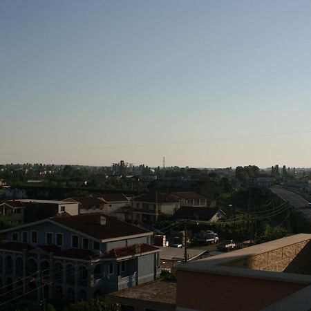 Hotel Siklad Lezhë Exteriér fotografie